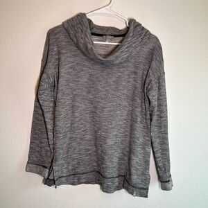 T by Talbots Gray Cowl Neck Sweater Size M Cotton-Wool Herringbone Knit Preppy